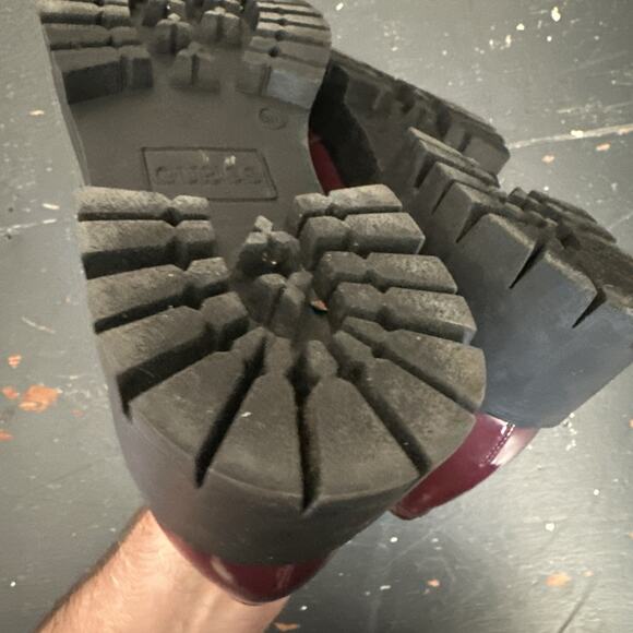 Guess Maroon Red Patent Leather Platform Loafers Shoes Women’s 8.5 - BP - Picture 13 of 15